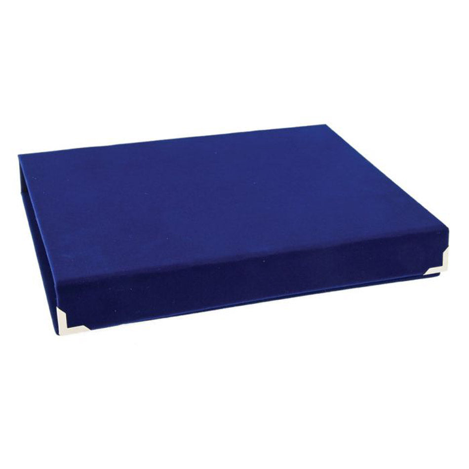 TA..06F Targa rettangolare martellata dorata con astuccio in velluto