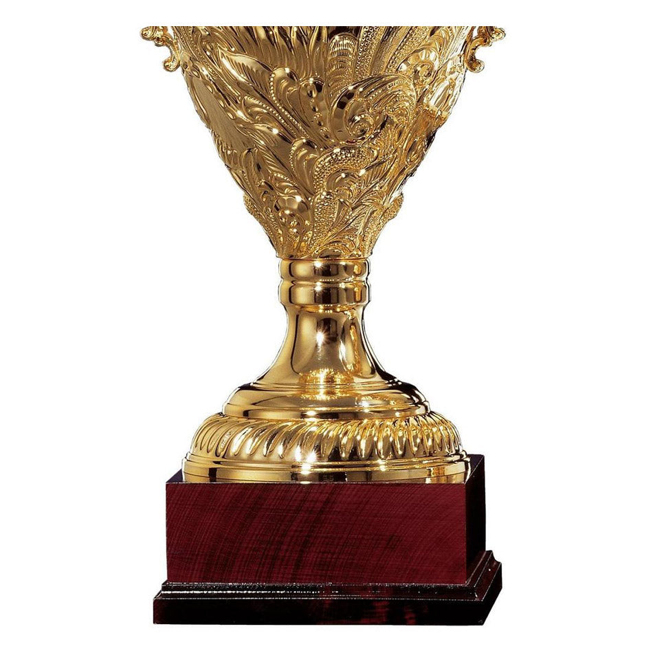 CM082 Coppa con tazza dorata 24 Kt e base in legno