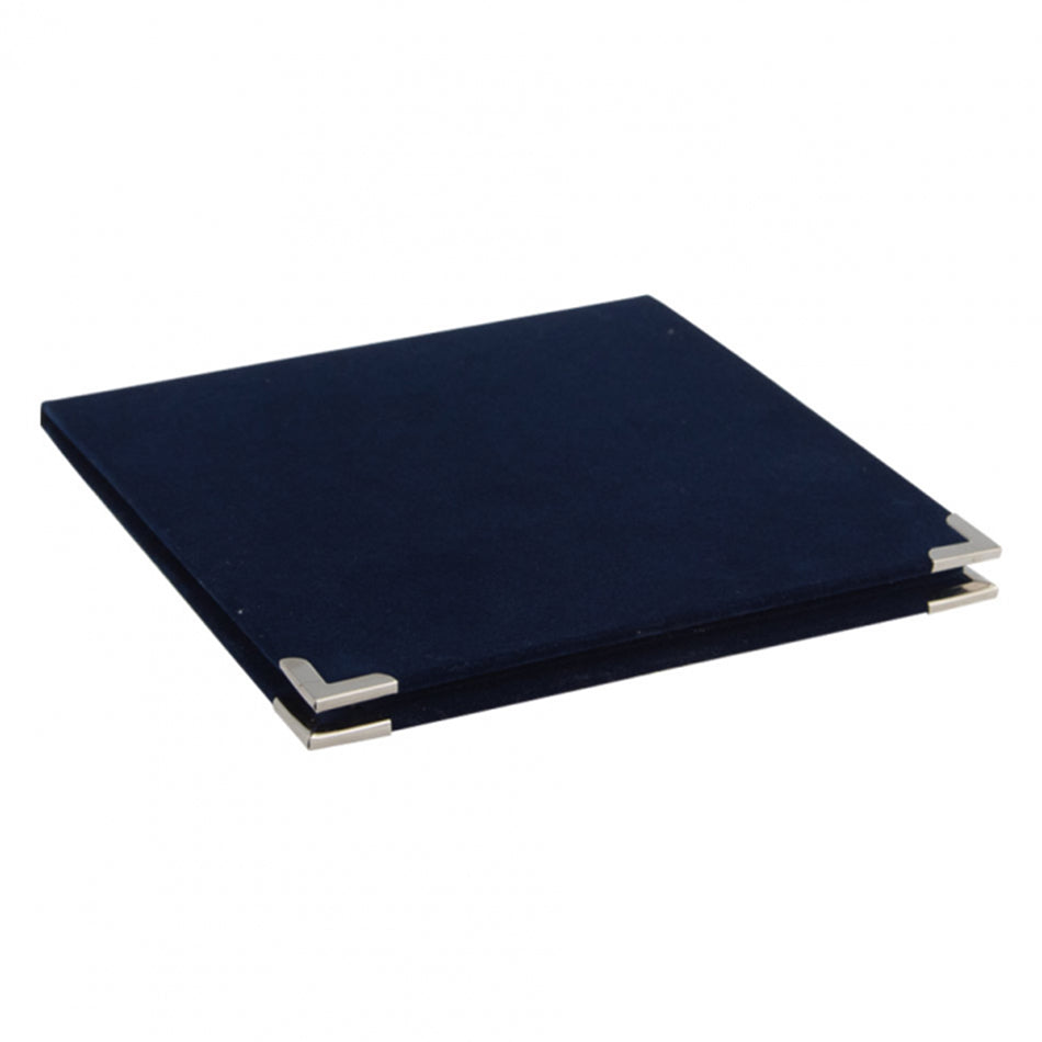 TA..07A Scudo argento con cartella in velluto